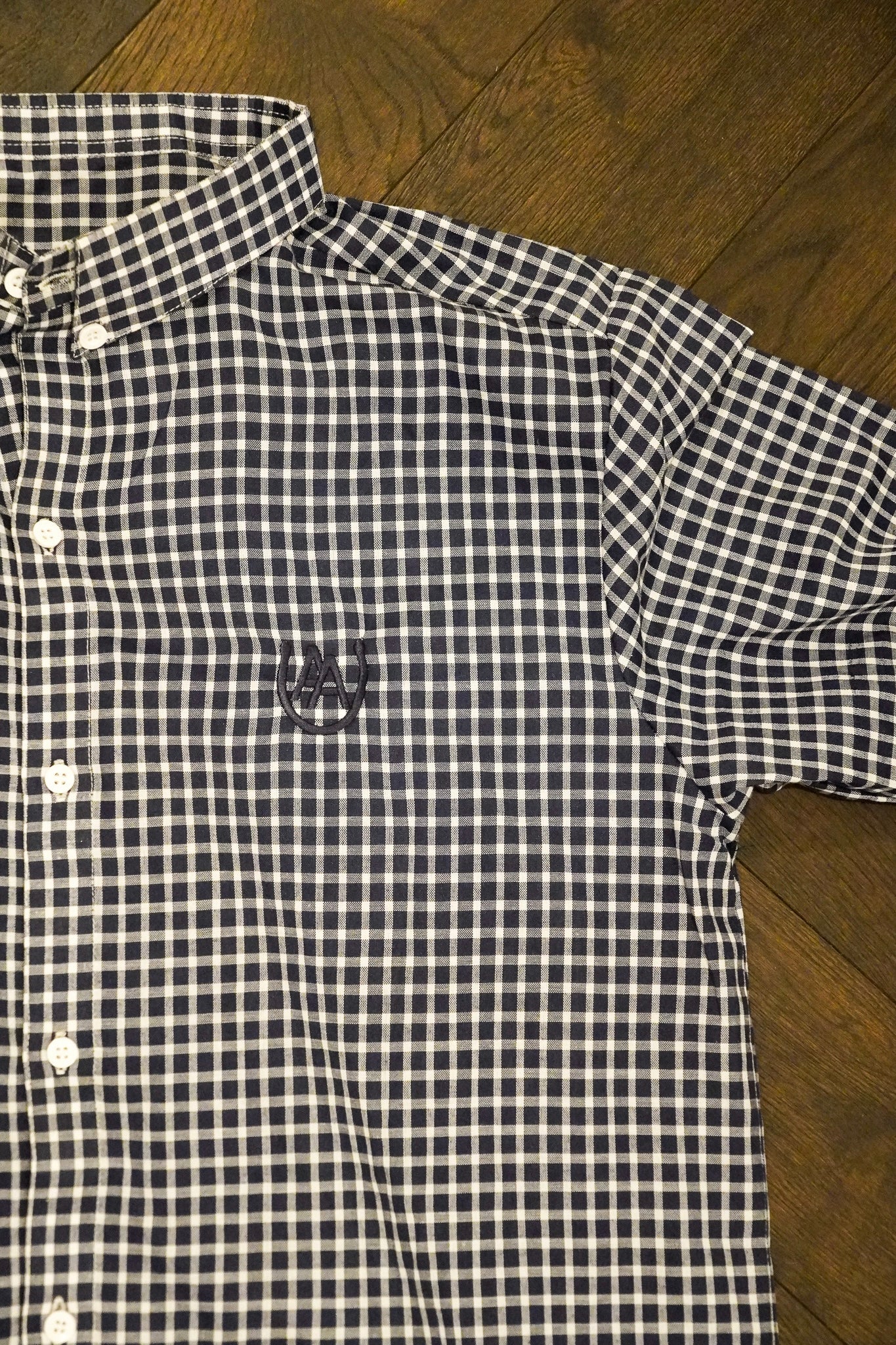 Angus button up
